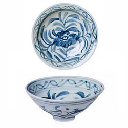 Chinese Flower Dish / Bowl